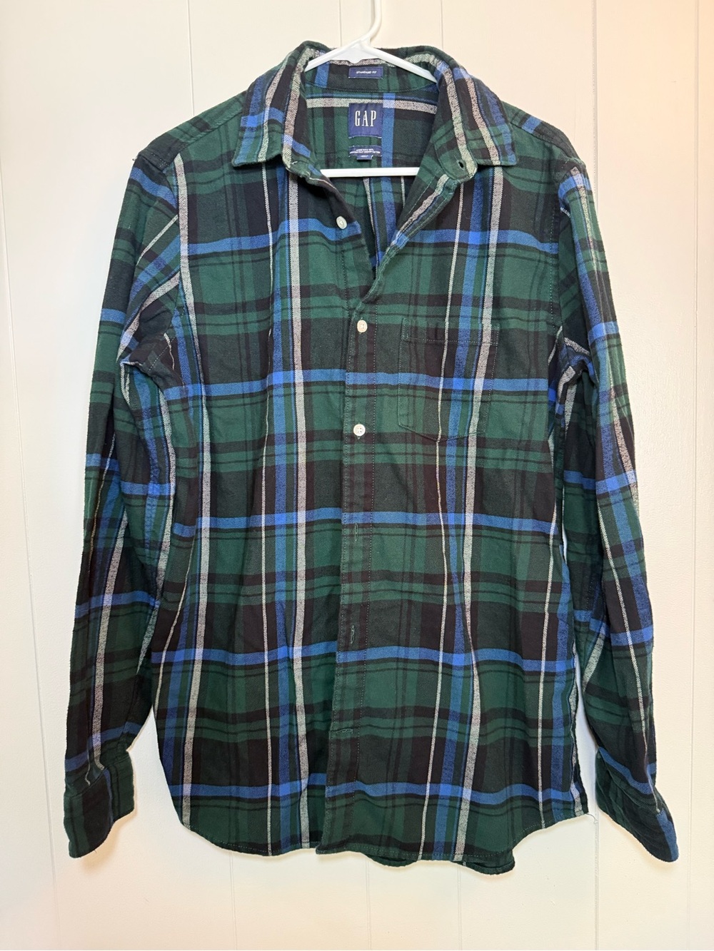 GAP Men’s Plaid Long-Sleeve Button-Down Shirt size Medium Tall